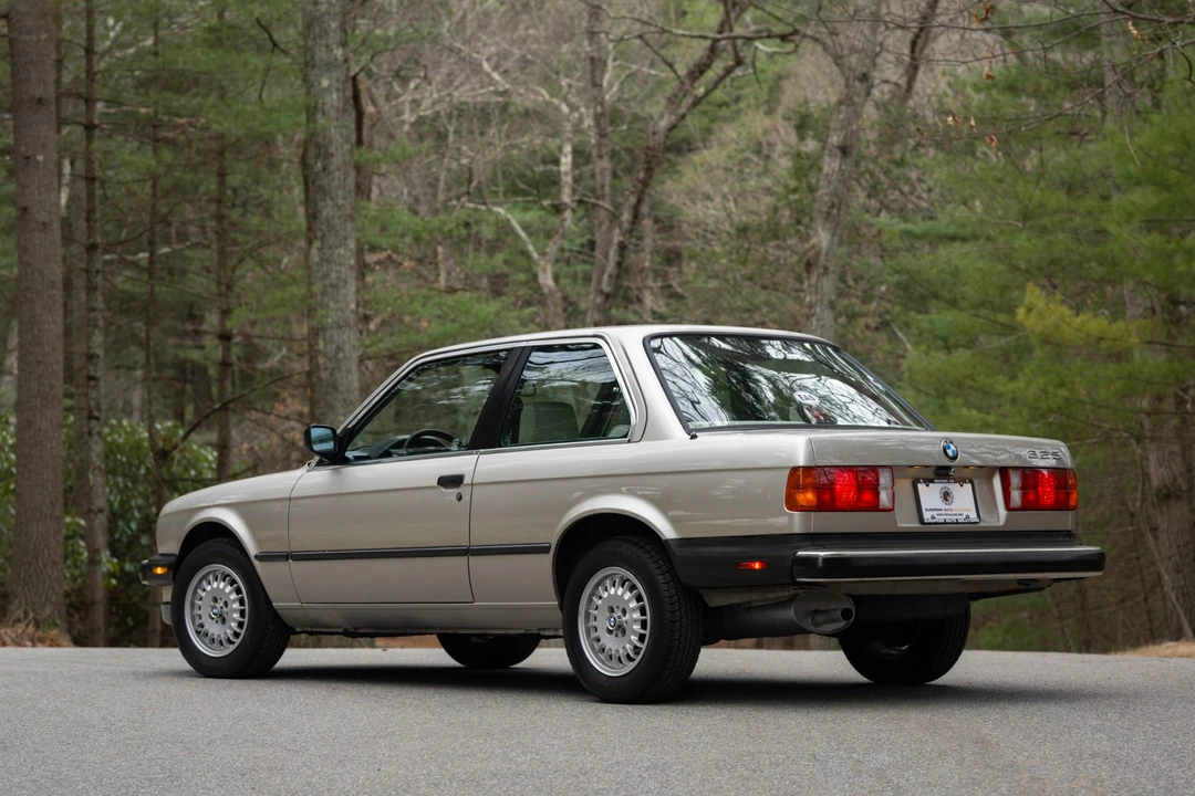 1986 BMW E30 3 Series - Image 11 of 31