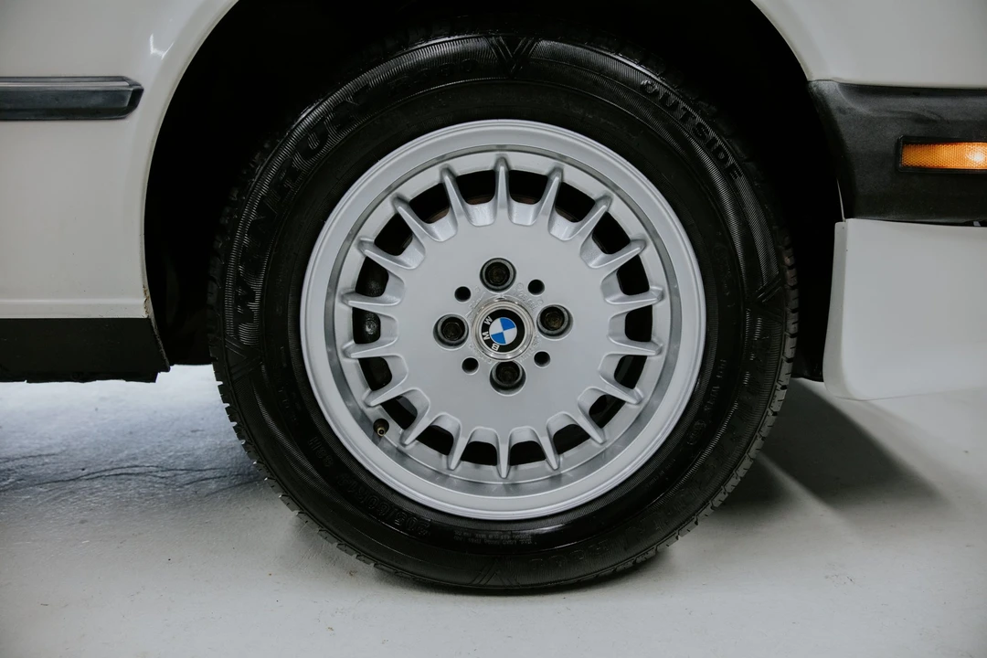 1986 BMW E30 3 Series - Image 23 of 31