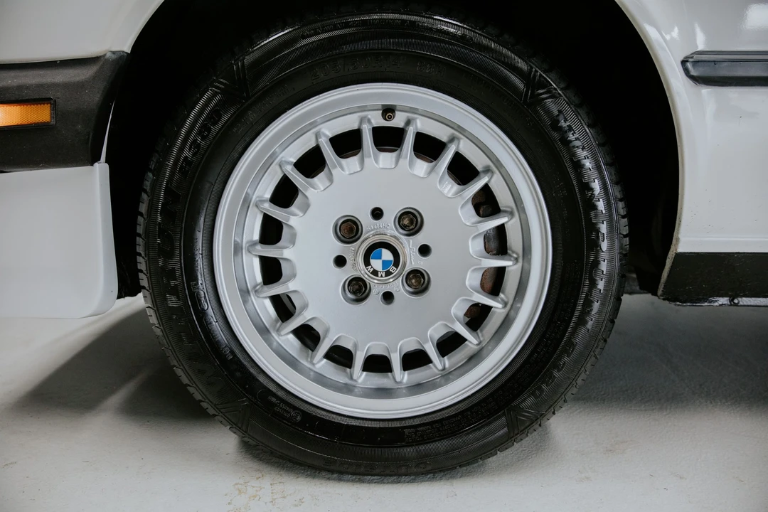 1986 BMW E30 3 Series - Image 22 of 31