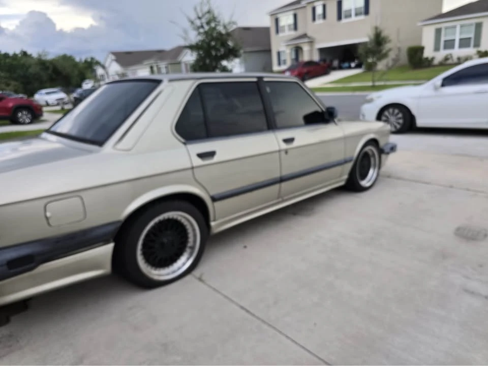 1986 BMW E28 5 Series - Image 2 of 6