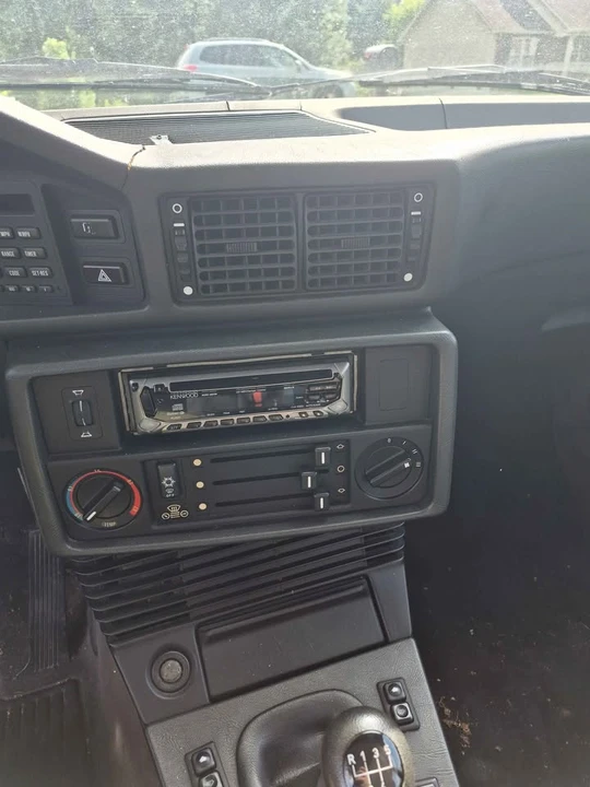 1986 BMW E28 5 Series - Image 10 of 20