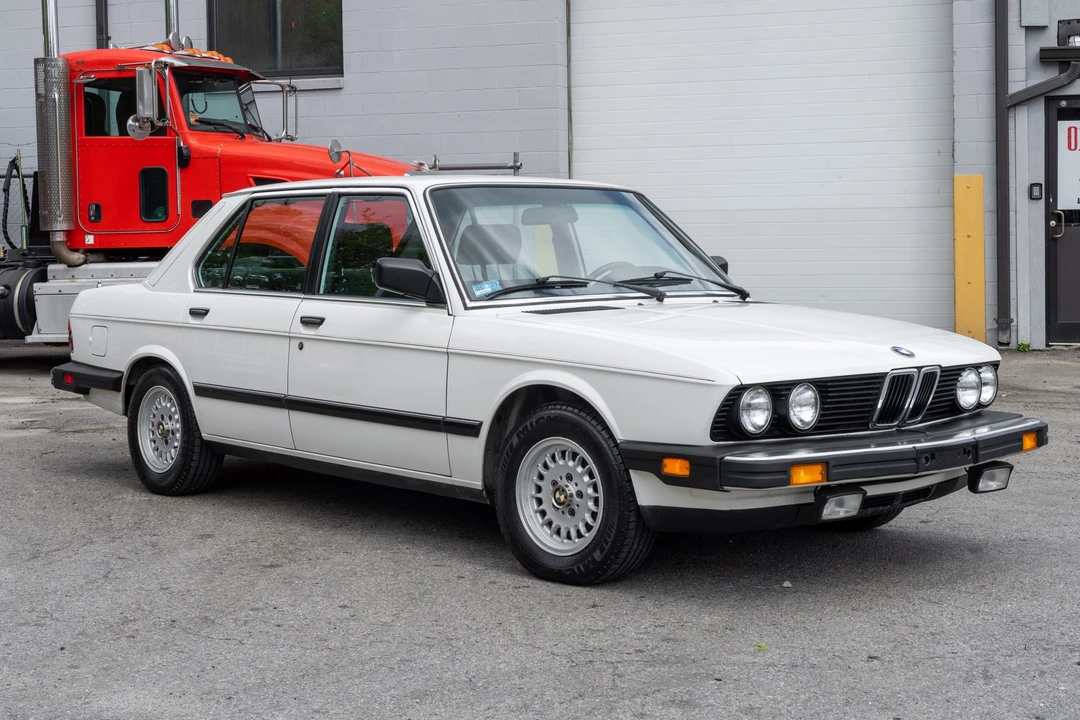 1986 BMW E28 5 Series - Image 10 of 31