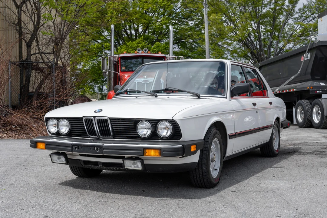 1986 BMW E28 5 Series - Image 2 of 31
