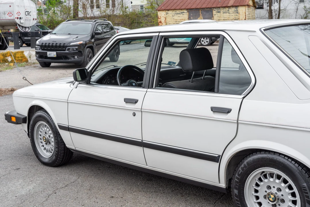 1986 BMW E28 5 Series - Image 18 of 31