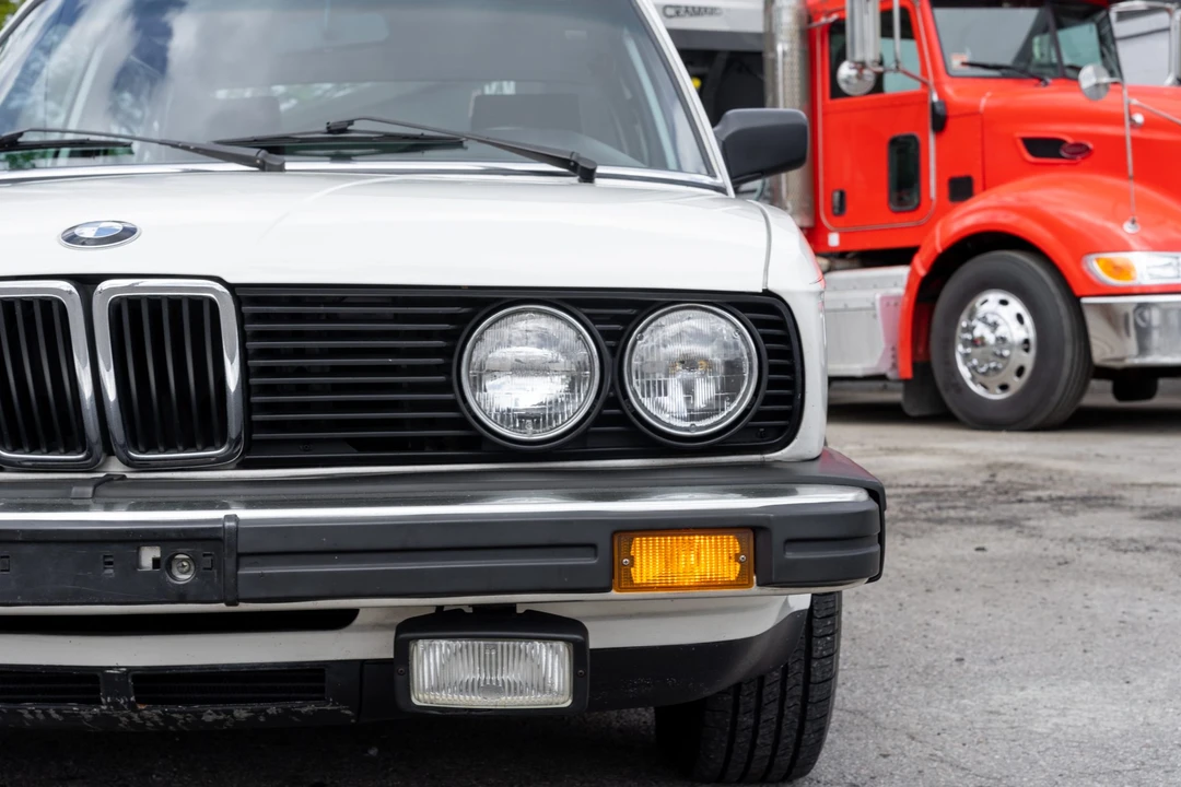 1986 BMW E28 5 Series - Image 13 of 31