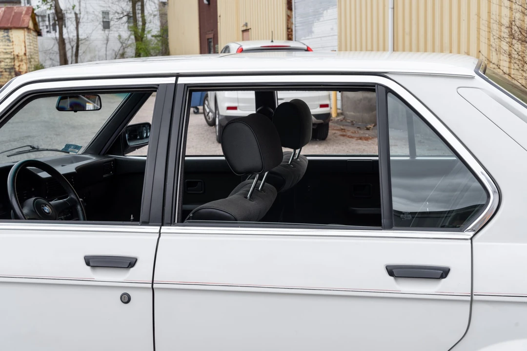 1986 BMW E28 5 Series - Image 24 of 31
