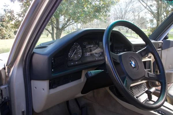 1986 BMW E28 5 Series - Image 11 of 21