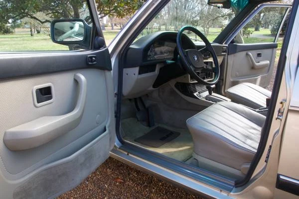 1986 BMW E28 5 Series - Image 10 of 21