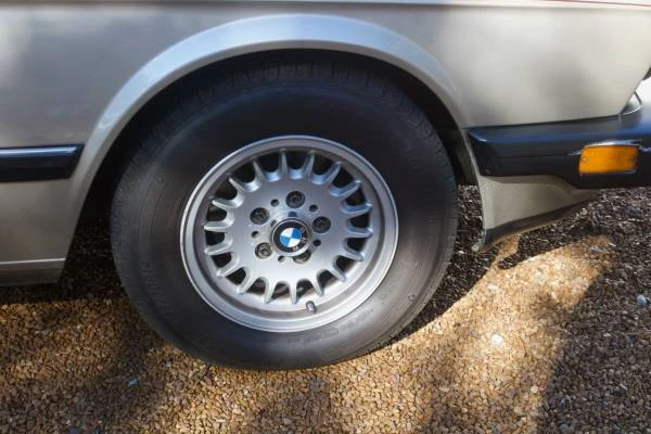 1986 BMW E28 5 Series - Image 17 of 21
