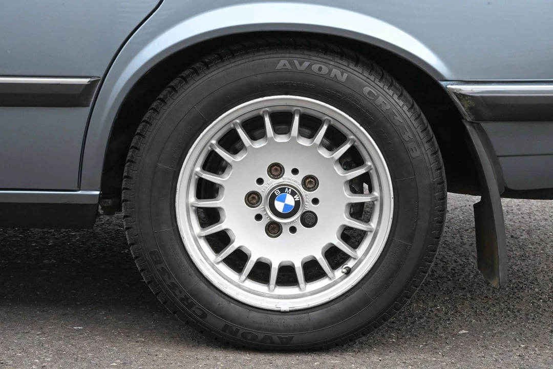 1986 BMW E28 5 Series - Image 17 of 30