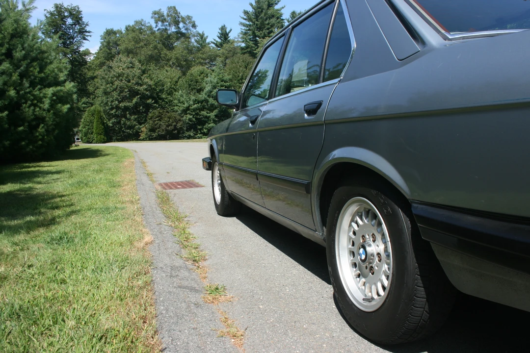 1986 BMW E28 5 Series - Image 13 of 31