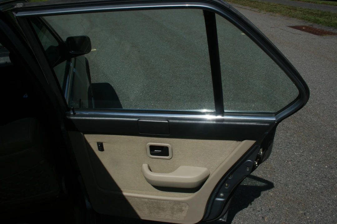 1986 BMW E28 5 Series - Image 30 of 31