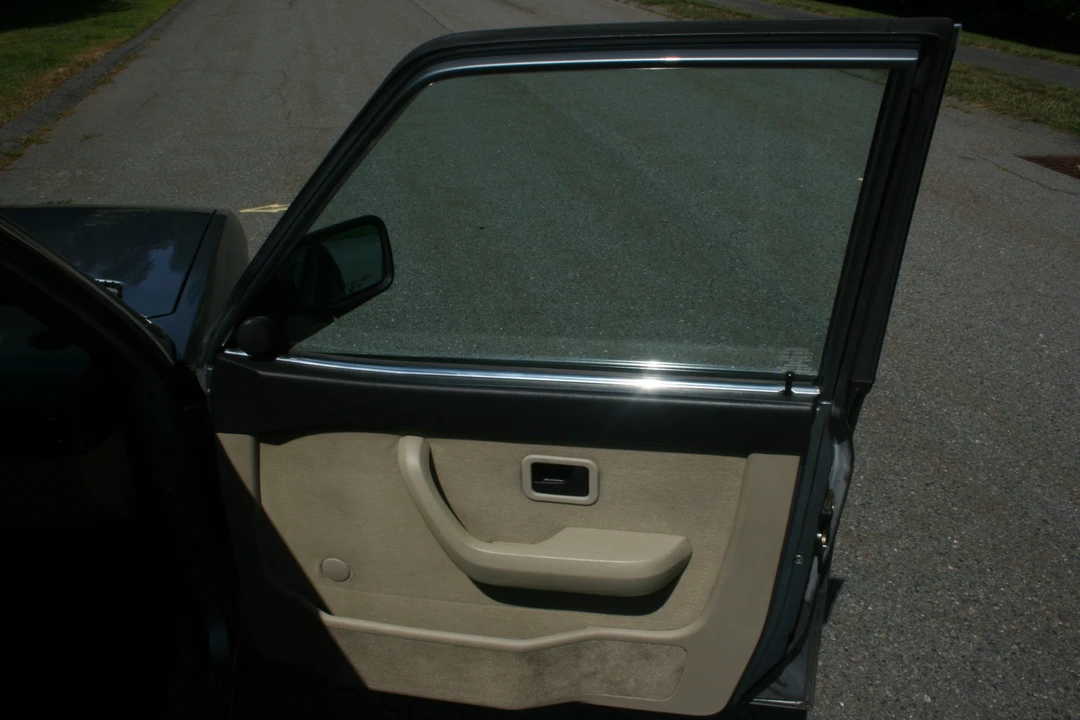 1986 BMW E28 5 Series - Image 28 of 31