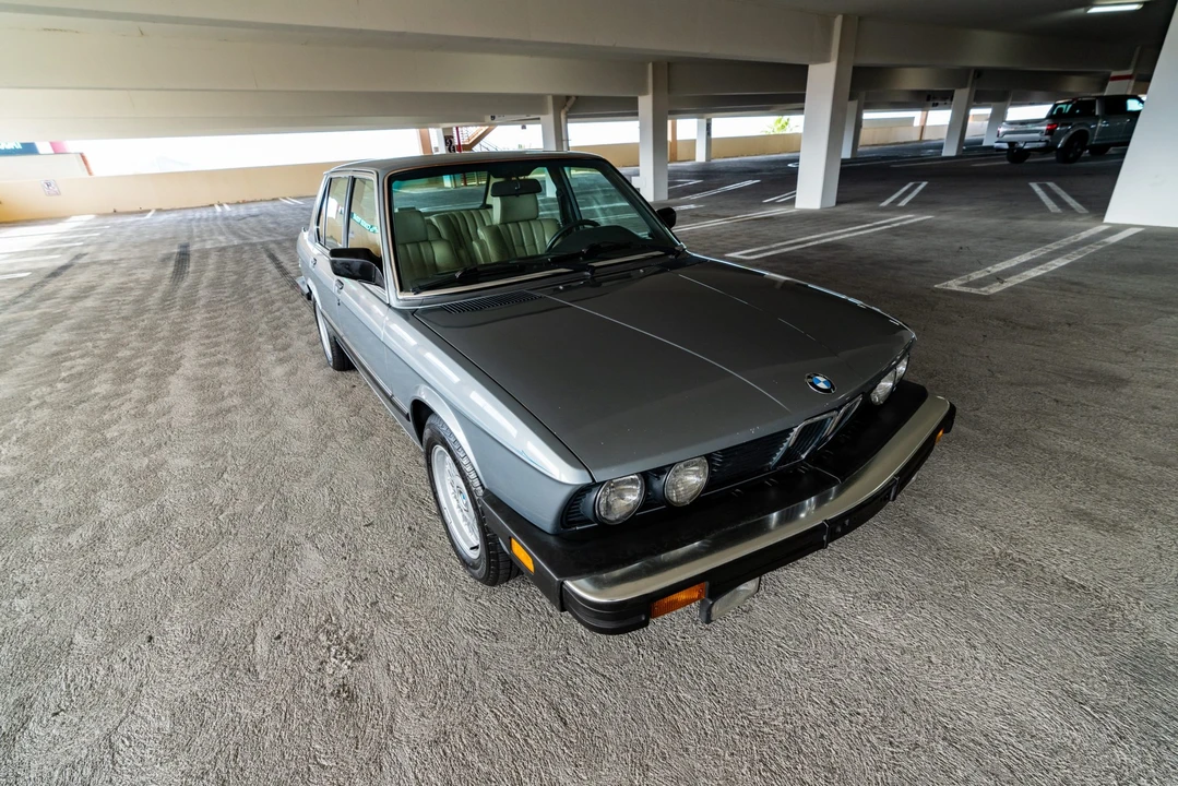1986 BMW E28 5 Series - Image 2 of 31