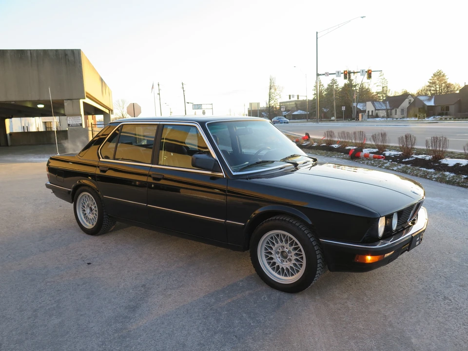 1986 BMW E28 5 Series - Image 2 of 31