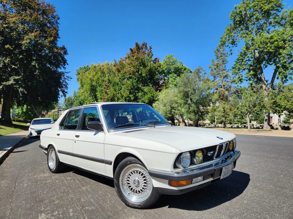 1986 BMW E28 5 Series - Image 9 of 31