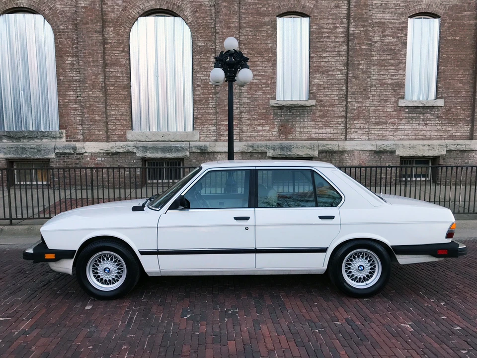 1986 BMW E28 5 Series - Image 2 of 31