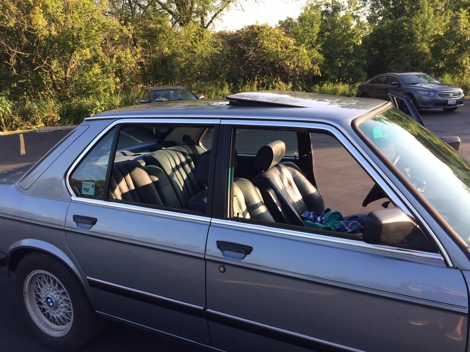 1986 BMW E28 5 Series - Image 25 of 31