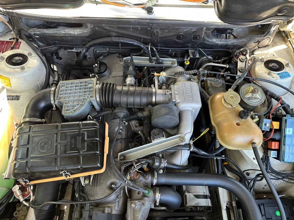 1986 BMW E28 5 Series - Image 9 of 17
