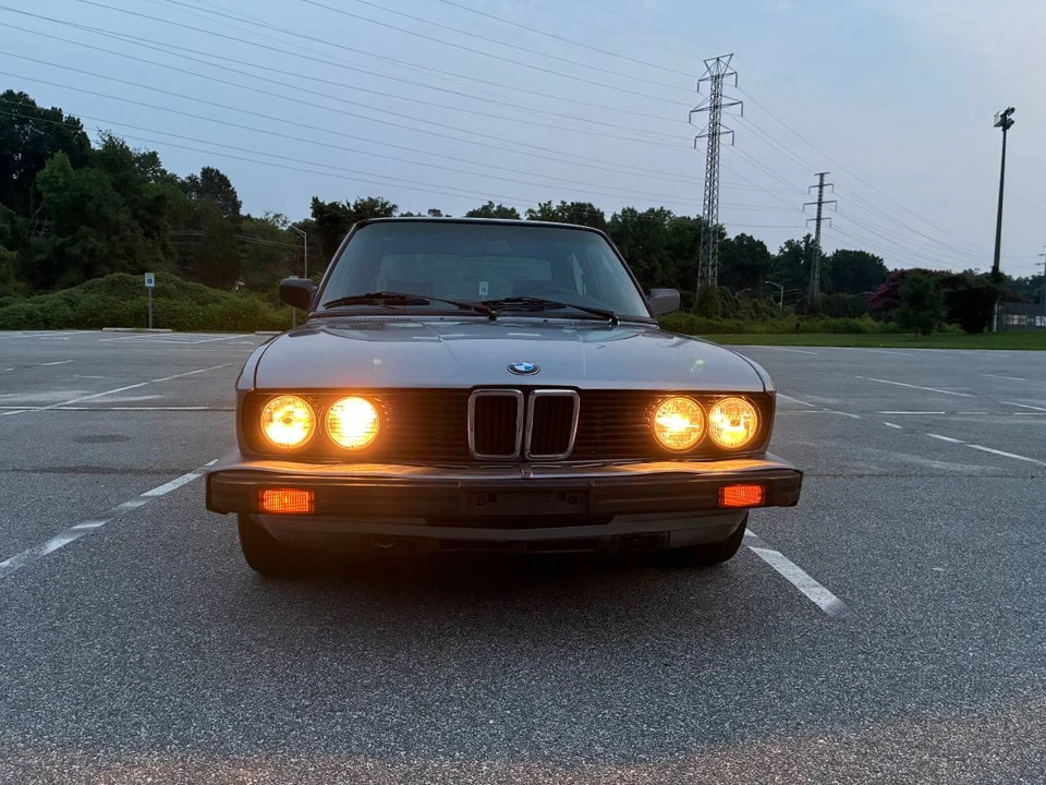 1986 BMW E28 5 Series - Image 19 of 20