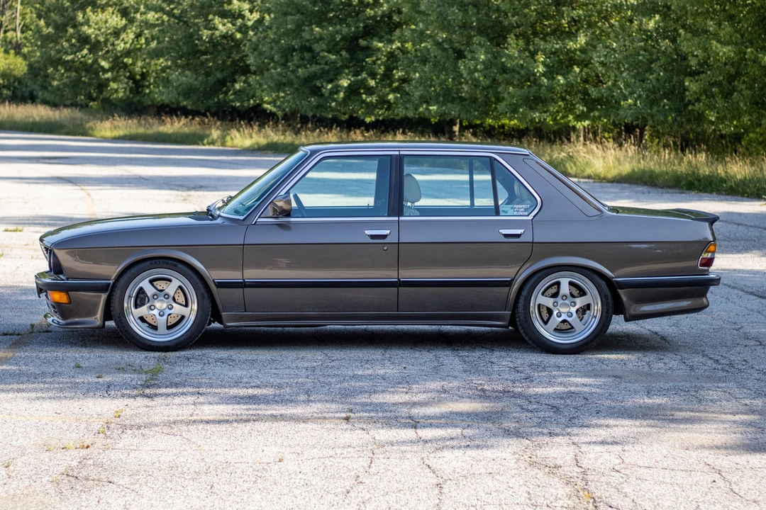 1986 BMW E28 5 Series - Image 2 of 31