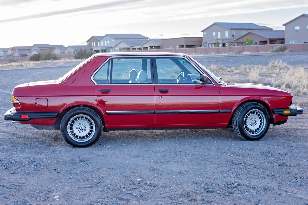 1986 BMW E28 5 Series - Image 10 of 31