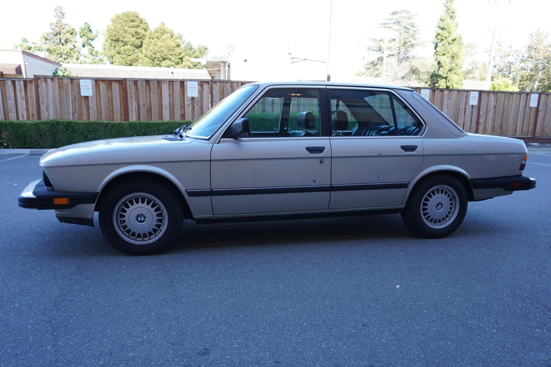 1986 BMW E28 5 Series - Image 3 of 5