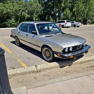 1986 BMW 535i E28