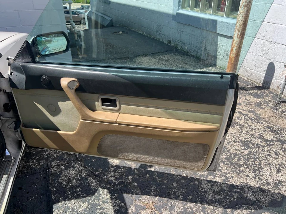 1986 BMW E24 6 Series - Image 20 of 24