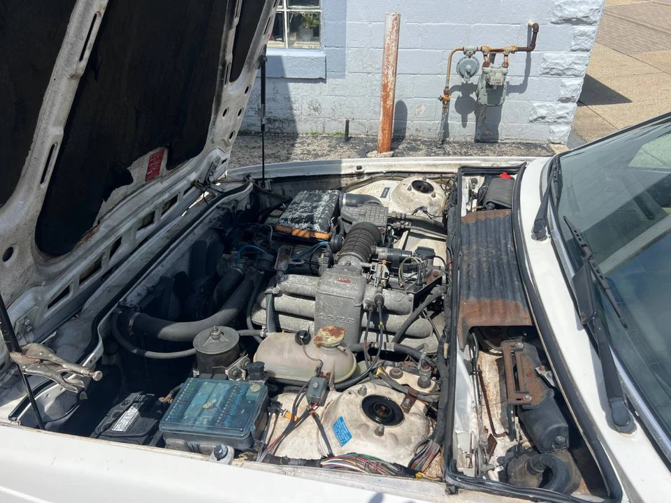 1986 BMW E24 6 Series - Image 21 of 24
