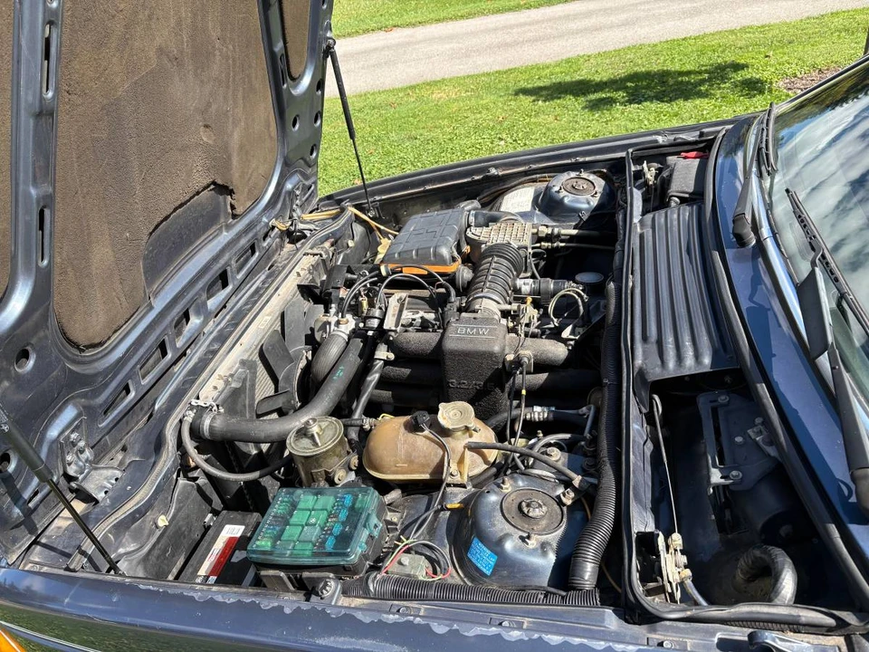 1986 BMW E24 6 Series - Image 5 of 8