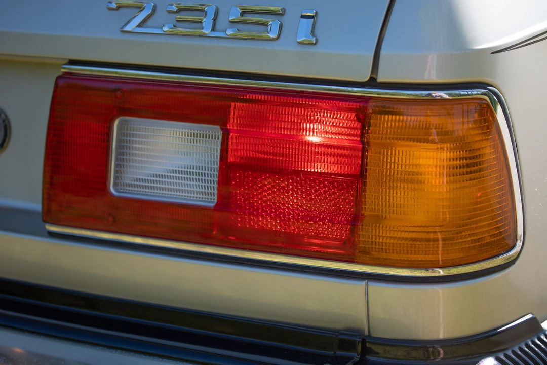 1986 BMW E23 7 Series - Image 17 of 31