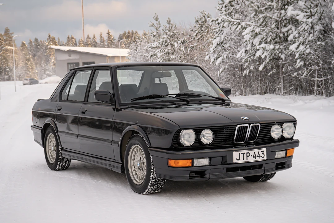 1986 BMW E28 5 Series - Image 2 of 31