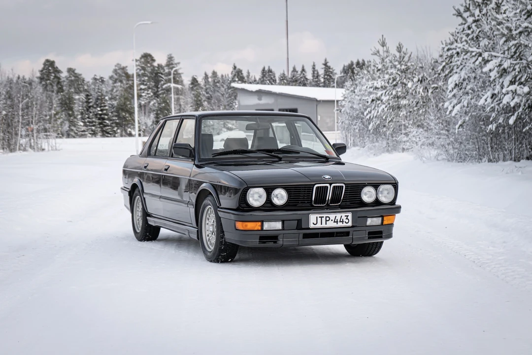 1986 BMW E28 5 Series - Image 12 of 31