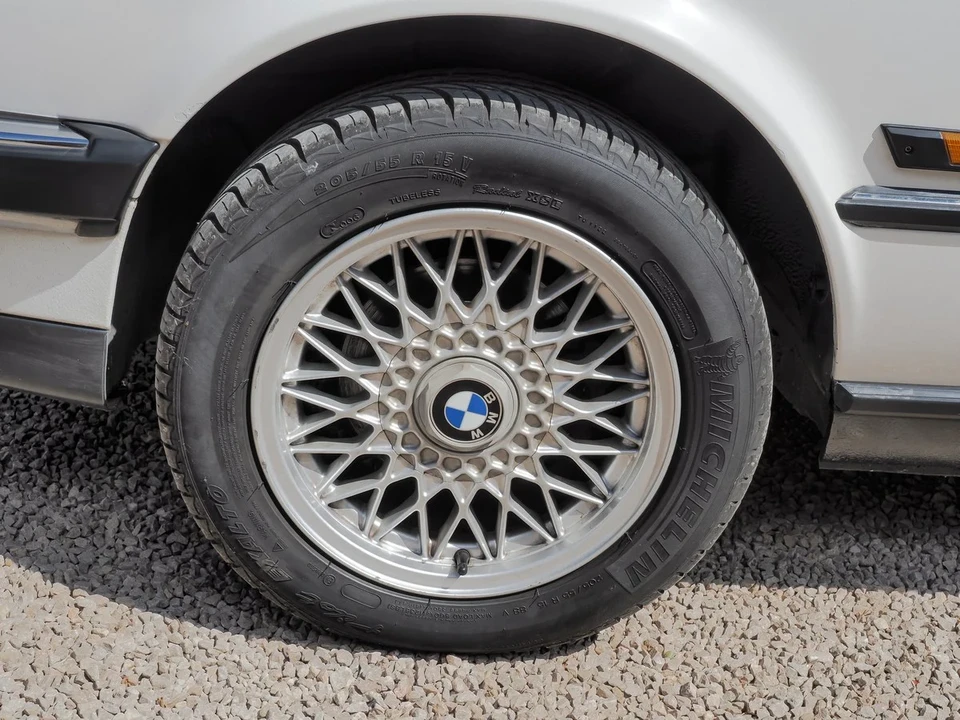 1986 BMW E30 3 Series - Image 18 of 31