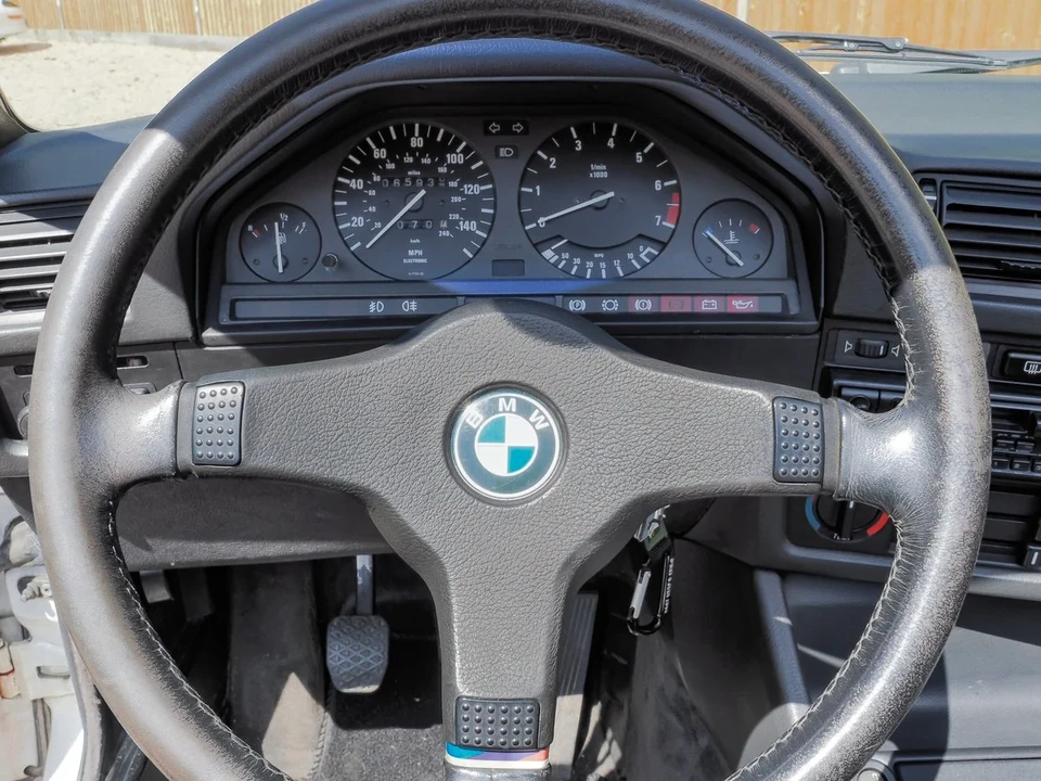 1986 BMW E30 3 Series - Image 16 of 31