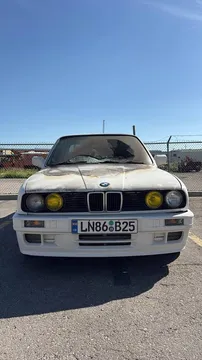 1986 BMW 325es 5-Speed