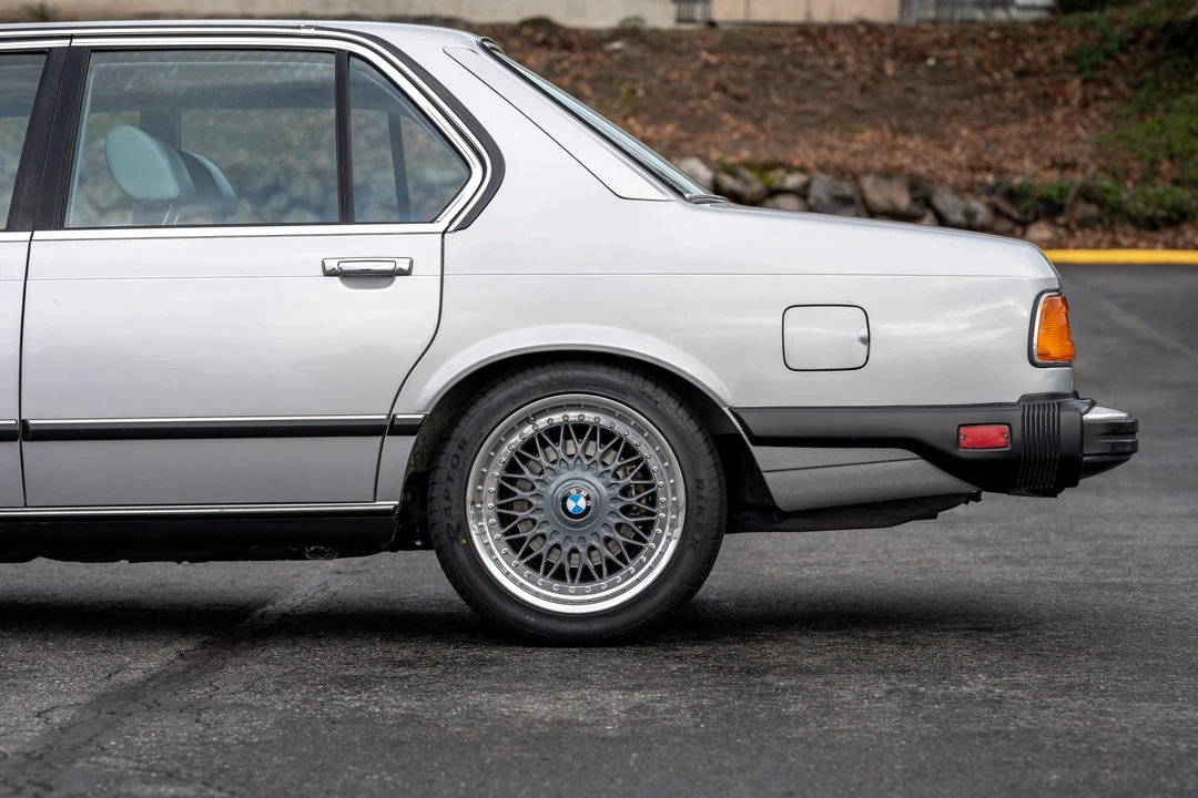 1986 BMW E23 7 Series - Image 12 of 31