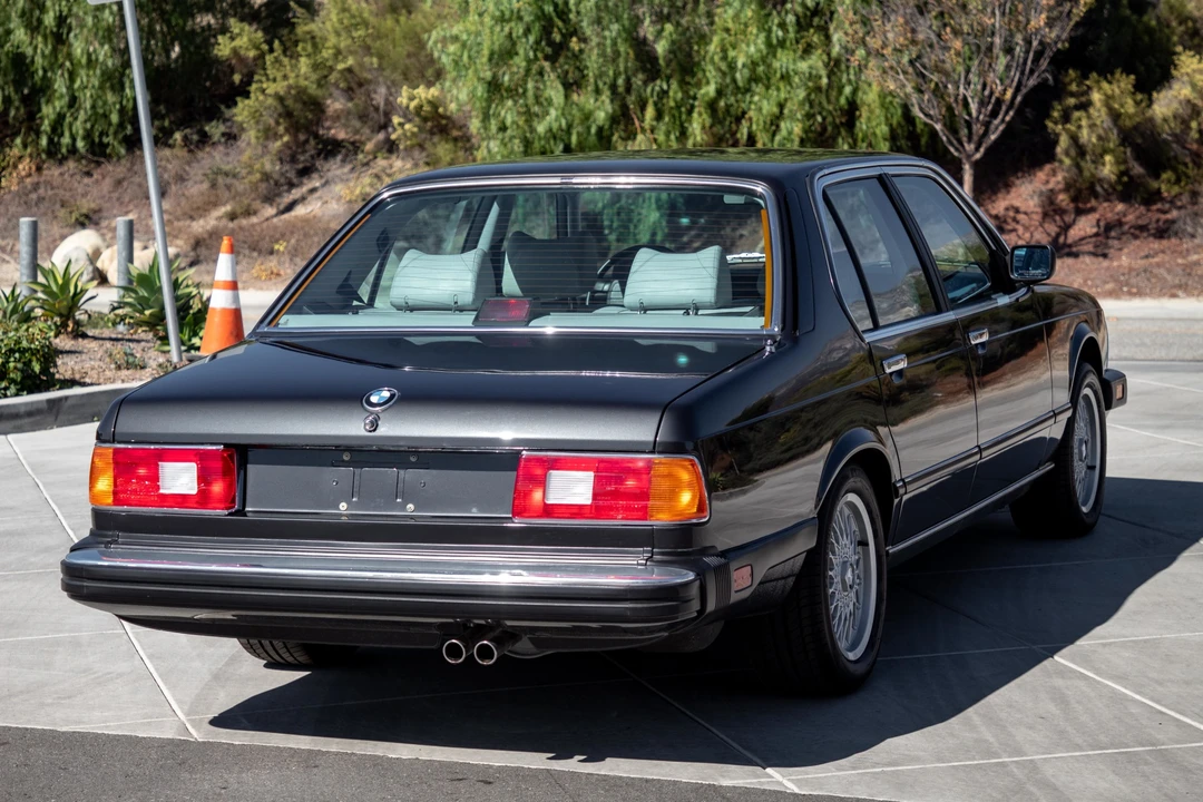 1986 BMW E23 7 Series - Image 12 of 31