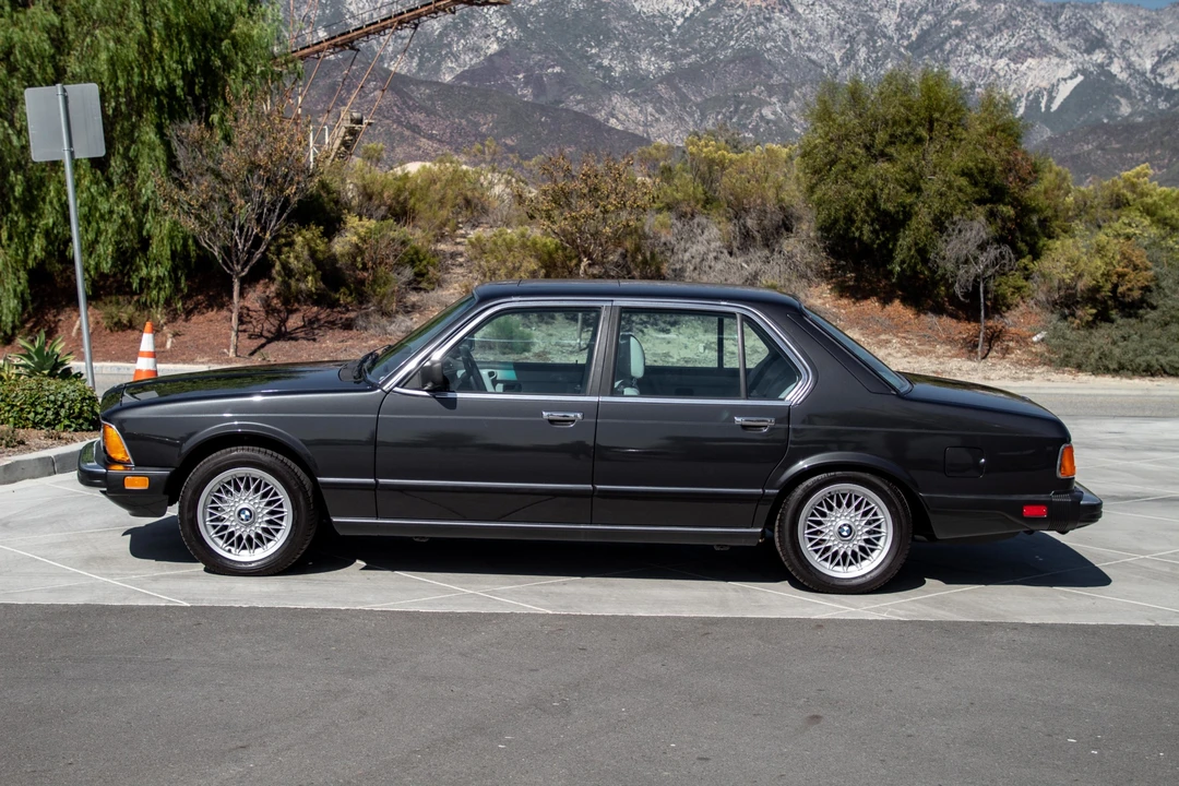 1986 BMW E23 7 Series - Image 4 of 31
