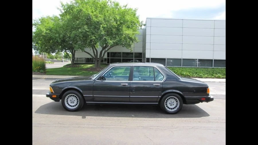 1986 BMW E23 7 Series - Image 2 of 12
