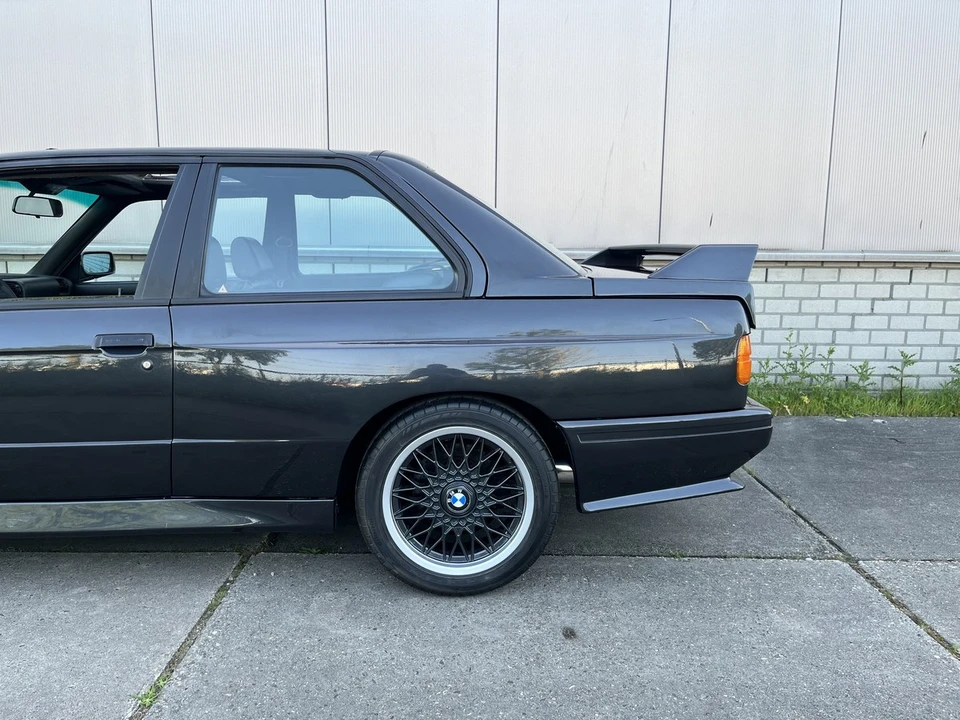 1986 BMW E30 M3 - Image 11 of 30