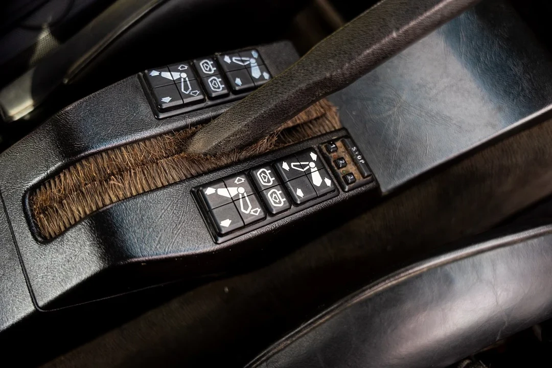 1986 BMW E24 6 Series - Image 20 of 31