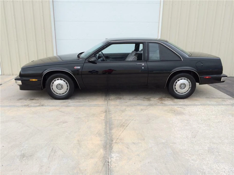1986 Buick Grand National - Image 5 of 5
