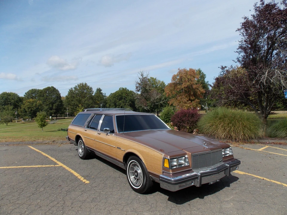1986 Buick Electra - Image 2 of 31