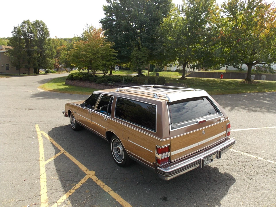 1986 Buick Electra - Image 11 of 31
