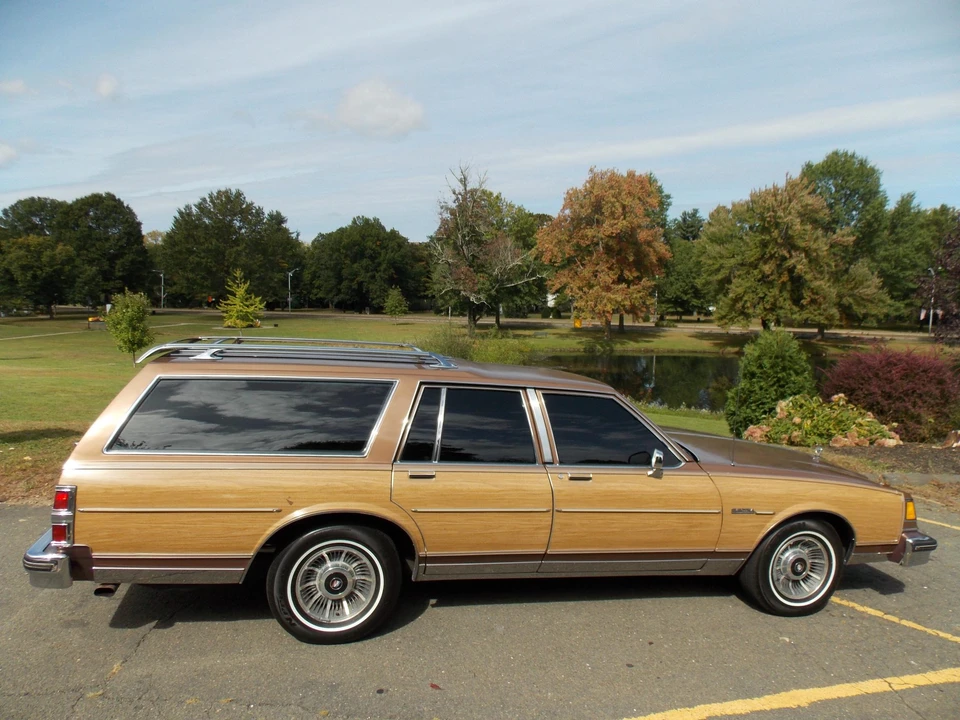 1986 Buick Electra - Image 17 of 31