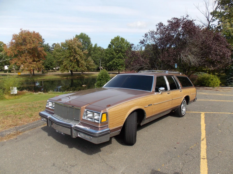 1986 Buick Electra - Image 9 of 31