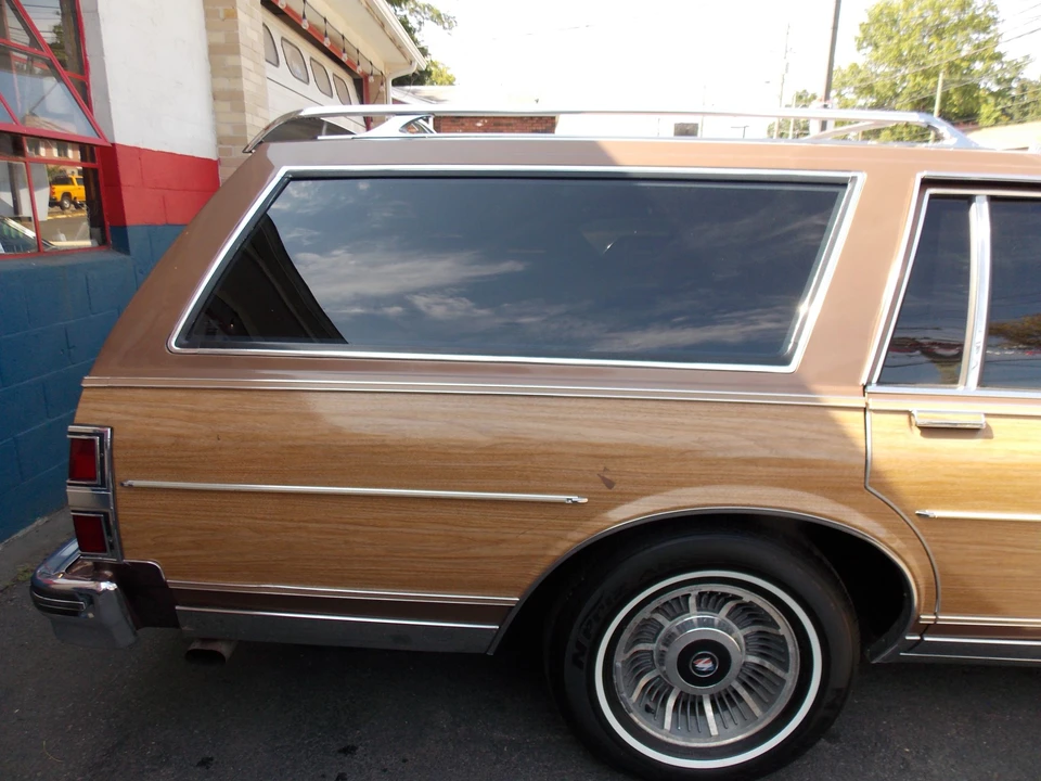 1986 Buick Electra - Image 30 of 31