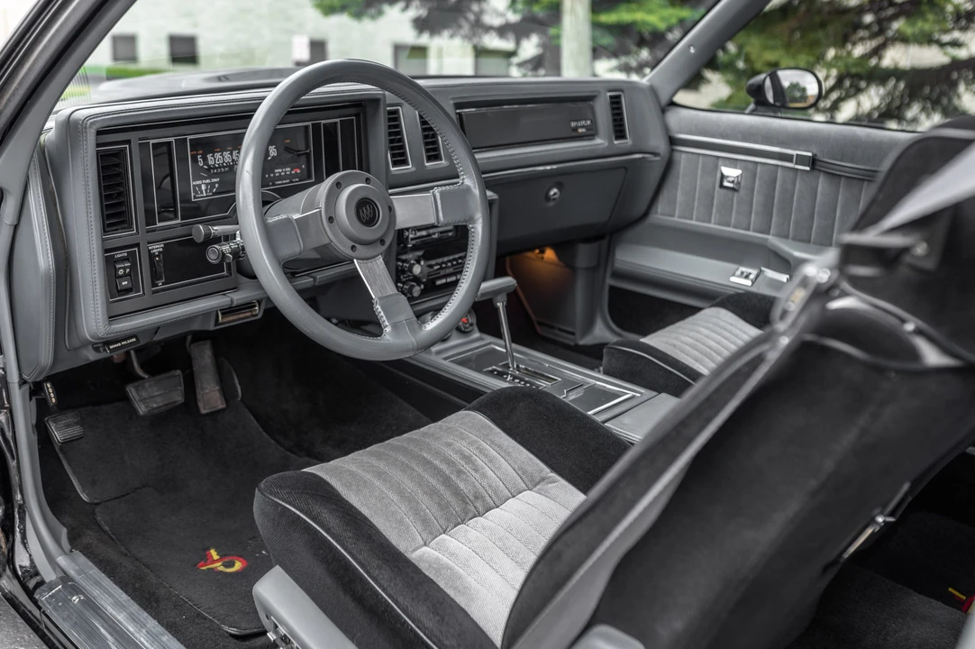 1986 Buick Grand National - Image 28 of 31